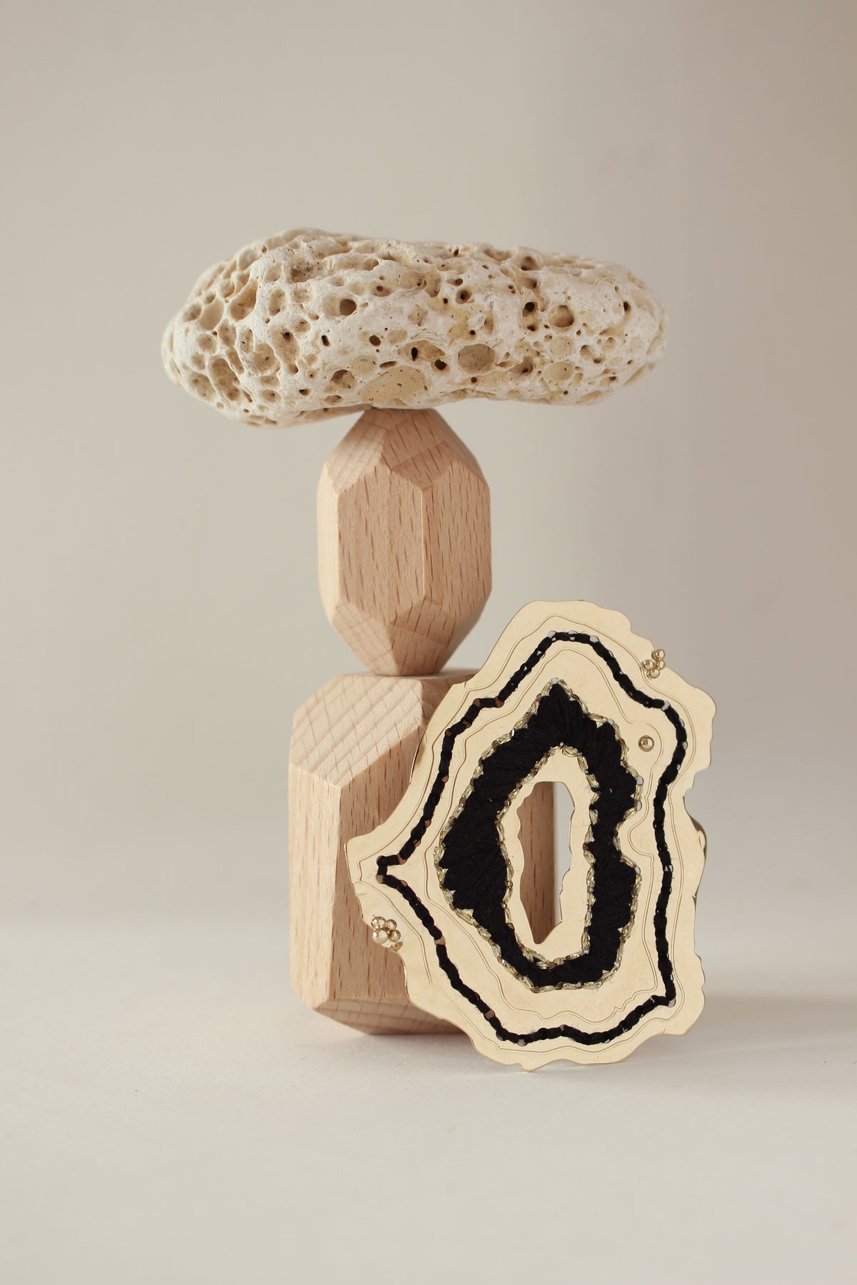 GEODE BRODEE NOIRE - BROCHE XL - BROOCH XL