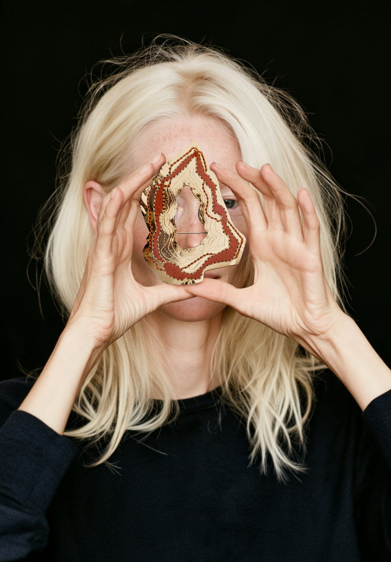 GEODE BRODEE BRIQUE - BROCHE XXL - PIECE UNIQUE